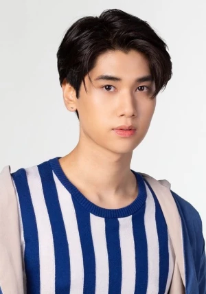 邓克·纳塔猜·布恩普拉瑟缇