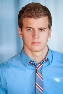 巴雷特·卡纳汗