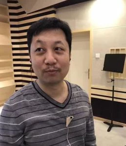 赵震（配音演员）