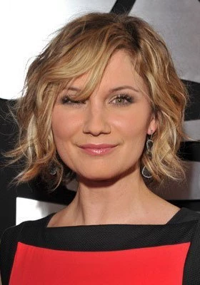 詹妮弗·内特尔斯