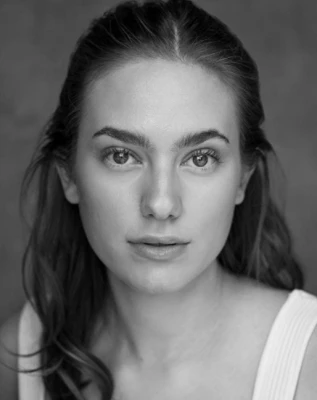 莉莉·玛丽亚·库珀