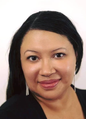 丽贝卡·罗恩霍尔斯