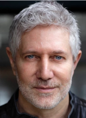 罗伊·麦克雷雷