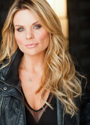 朱莉安娜·亚历山大