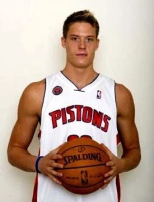 约纳斯·杰雷布科