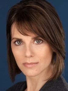 凯特·阿瓦洛尼