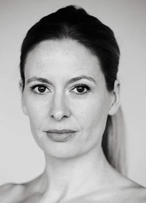 莎拉·道格·阿斯盖尔斯杜提尔