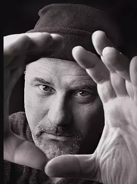 纽顿·托马斯·西格尔