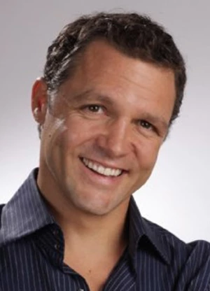 安东尼·莫利纳利