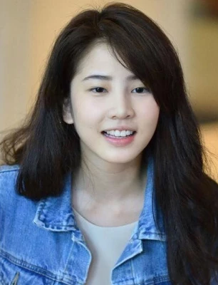 苼楠塔茬·塔纳潘披散