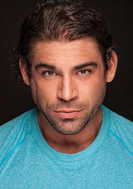 布雷特·阿扎尔