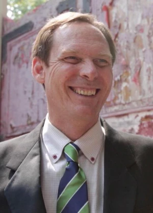 达伦·格罗夫纳