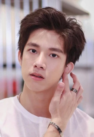 弗兰克·萨纳萨兰