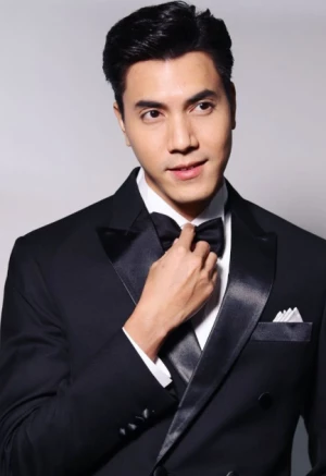 瓦立特·斯里桑塔纳