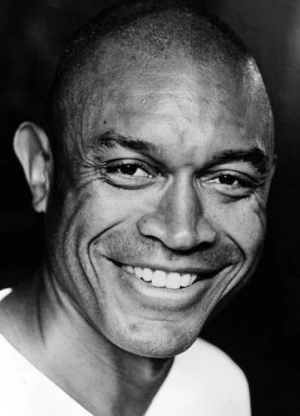 布鲁斯·约翰逊