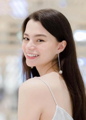 莉贝卡·阿姆斯特朗