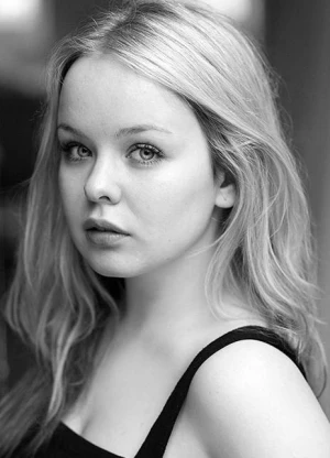 妮可拉·考夫兰