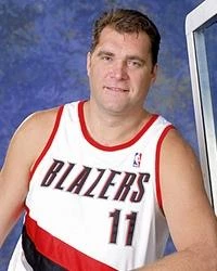 阿维达斯·萨博尼斯