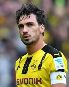 马茨·胡梅尔斯