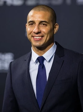 大卫·特雷泽盖