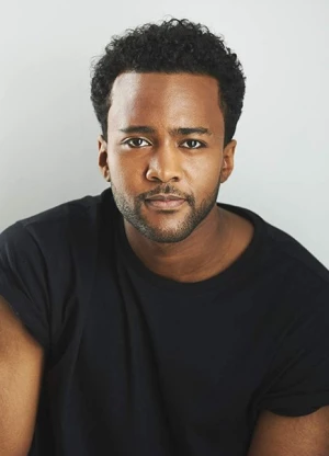 达尔默·阿泽德