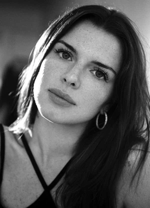 茱莉娅·福克斯