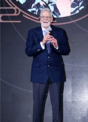 巴里·M·奥斯本