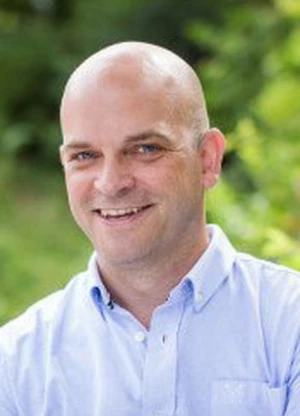 乔恩·亚历山大