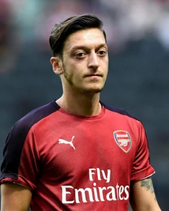 梅苏特·厄齐尔