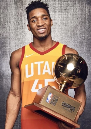 多诺万·米切尔