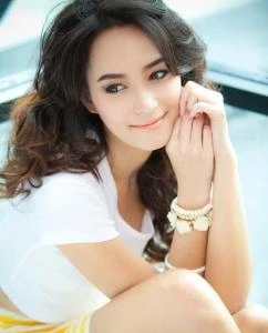 楠迪·宗拉维蒙