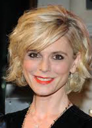 艾米莉娅·福克斯